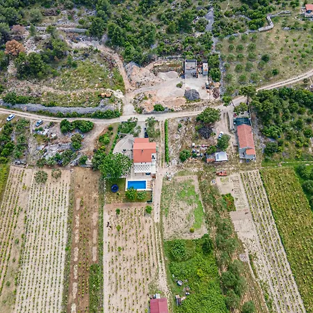 Adria بيت للعطل